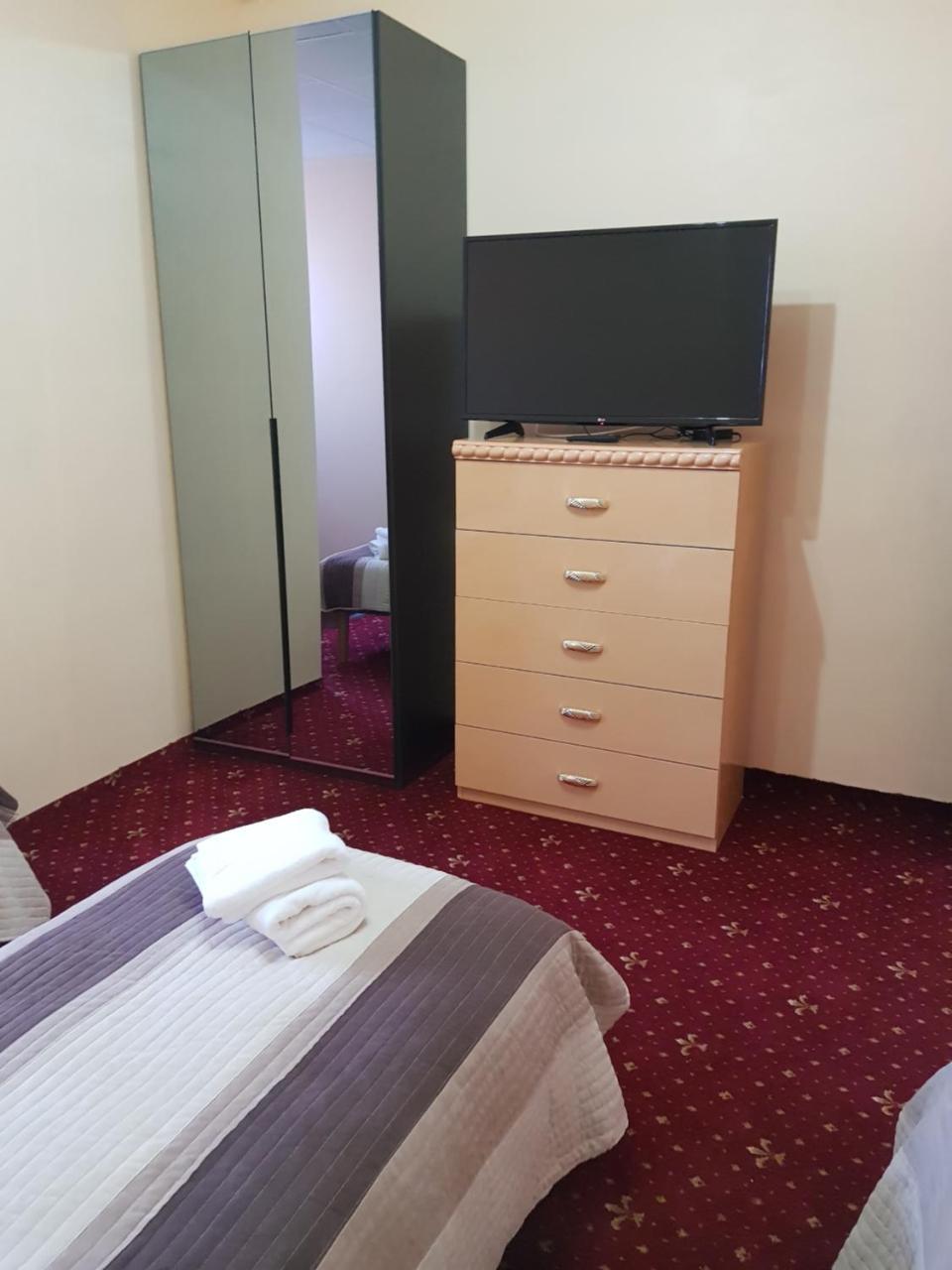 Liberty Junior Apartment Fagaras Exterior photo
